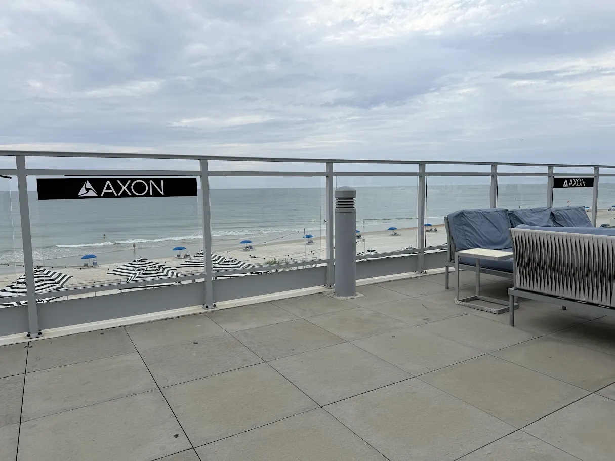 Hard Rock - Wave Terrace 3