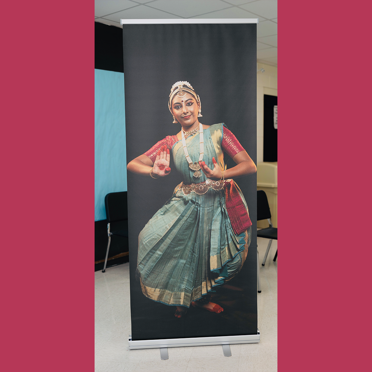 How Big Media Printing Produces Stand Up and Retractable Banners
