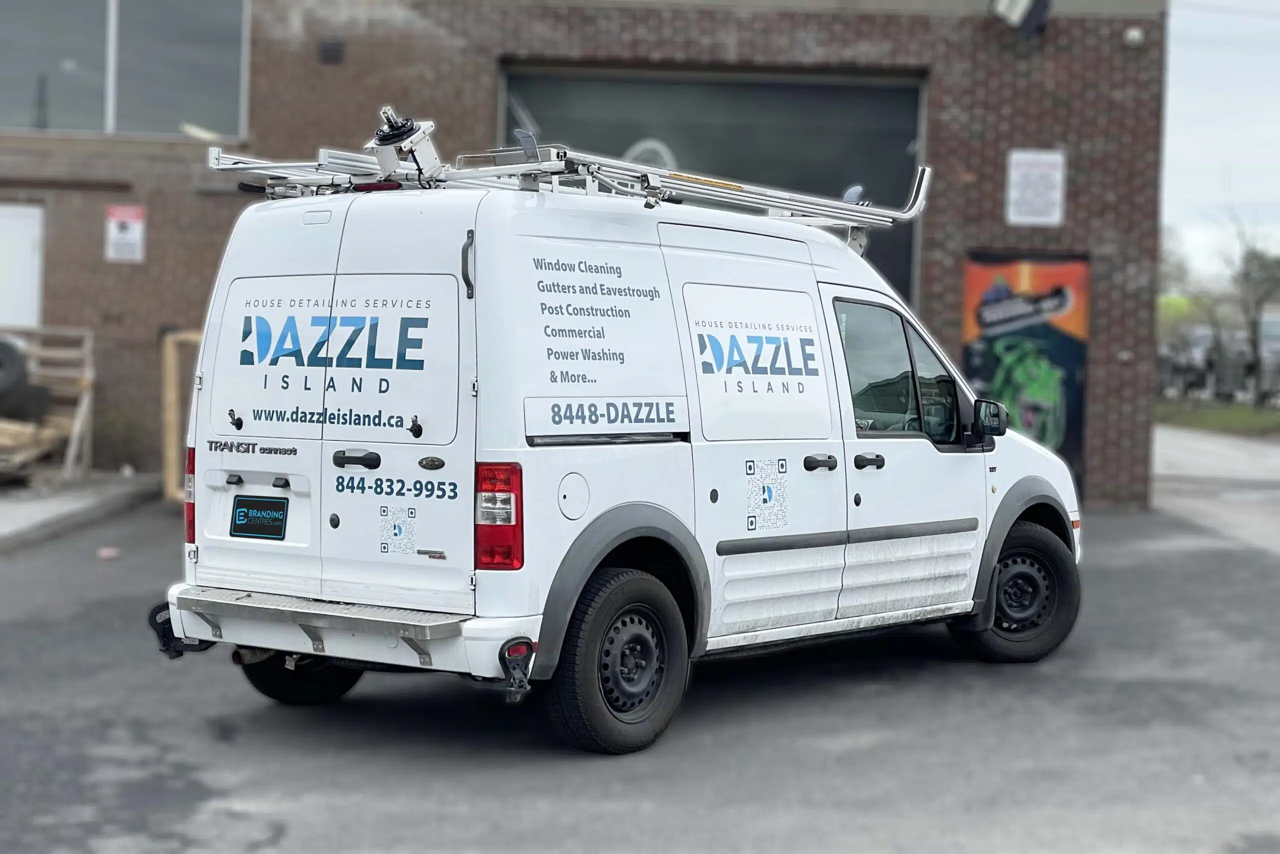 Dazzle Island Ford Transit – Bold Lettering & Decals