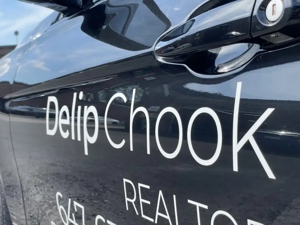 Close-up of vinyl BMW 328d lettering and decals with professional finish