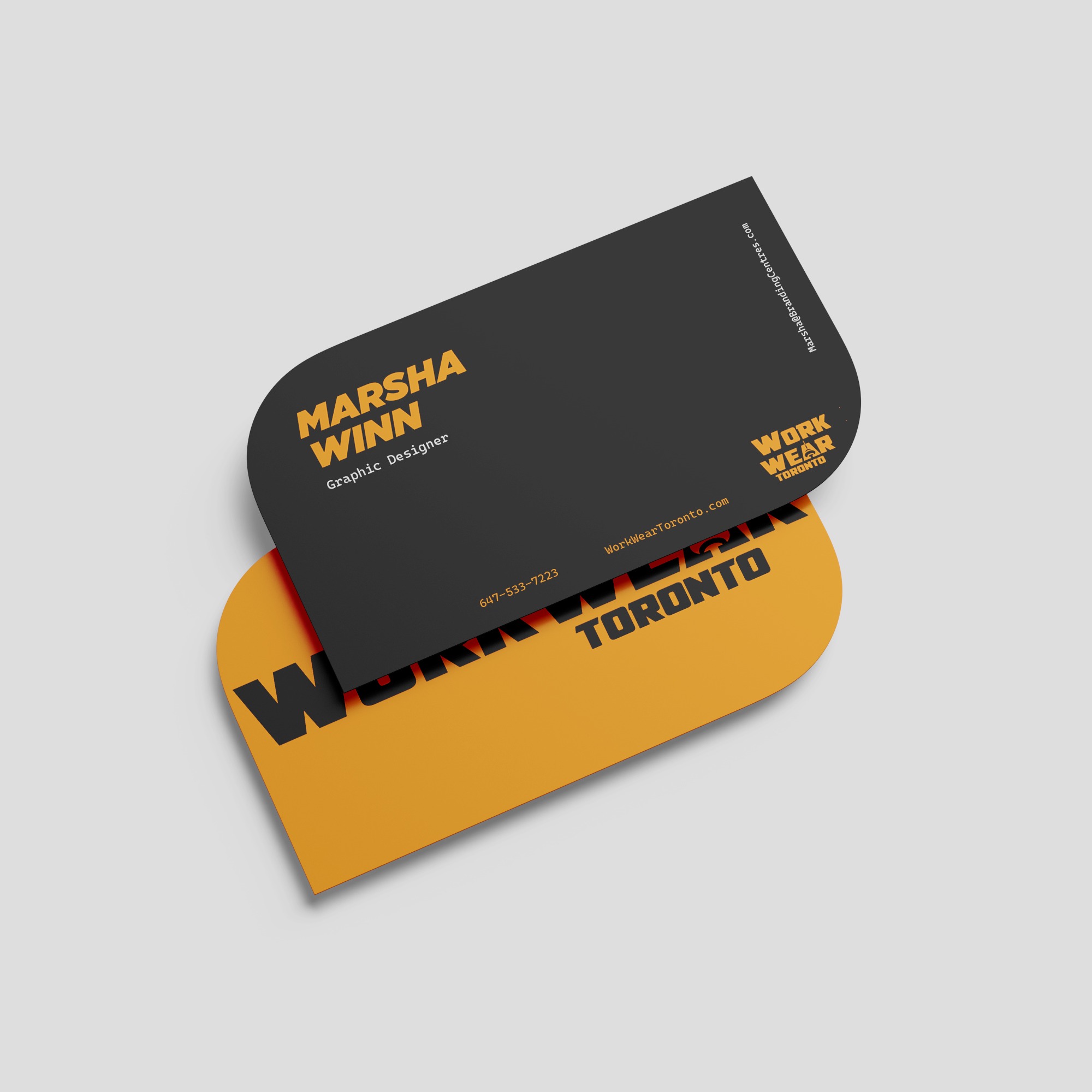 Cartes de visite découpées au massicot