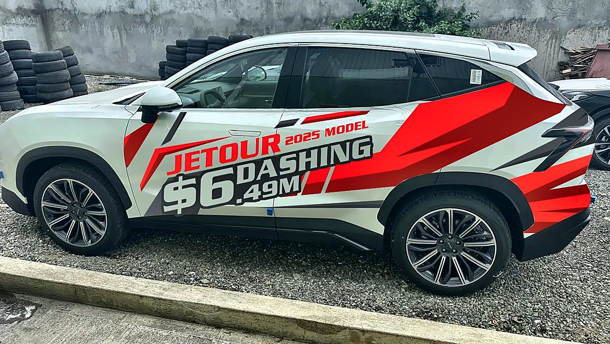 Jetour Dashing SUV with red promotional wrap by Print Big