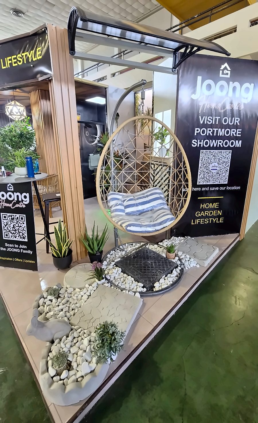 Garden corner of the JOONG Home Centre booth built by Print Big