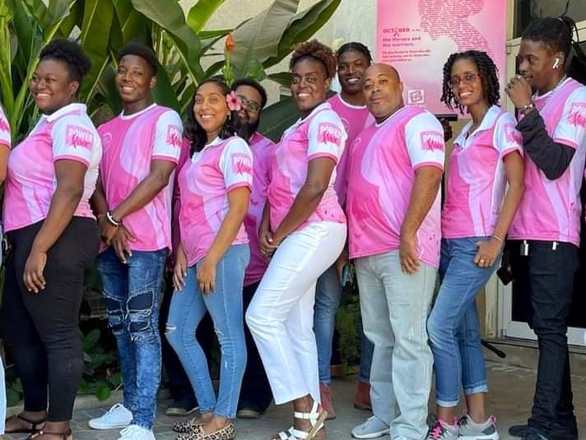 https://d2tl9ctlpnidkn.cloudfront.net/printbigj/images/product/custom-team-shirts-4x3.jpg