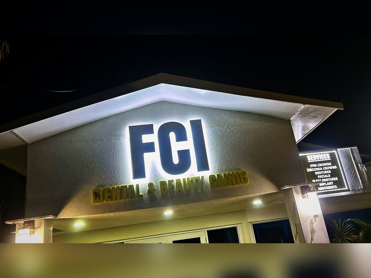 Backlit letters · FCI Dental & Beauty