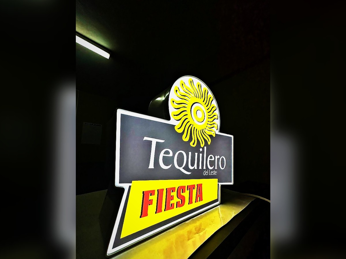 Lightbox sign · Tequilero Fiesta