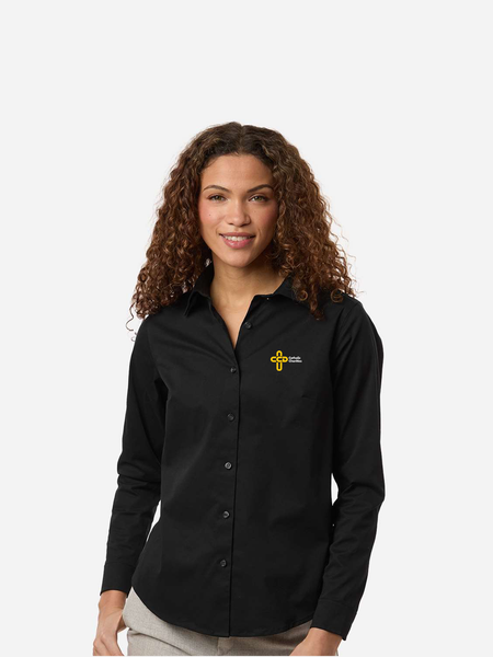 DEVON & JONES® Women's CrownLux Performance® Spencer Poplin Dress Shirt