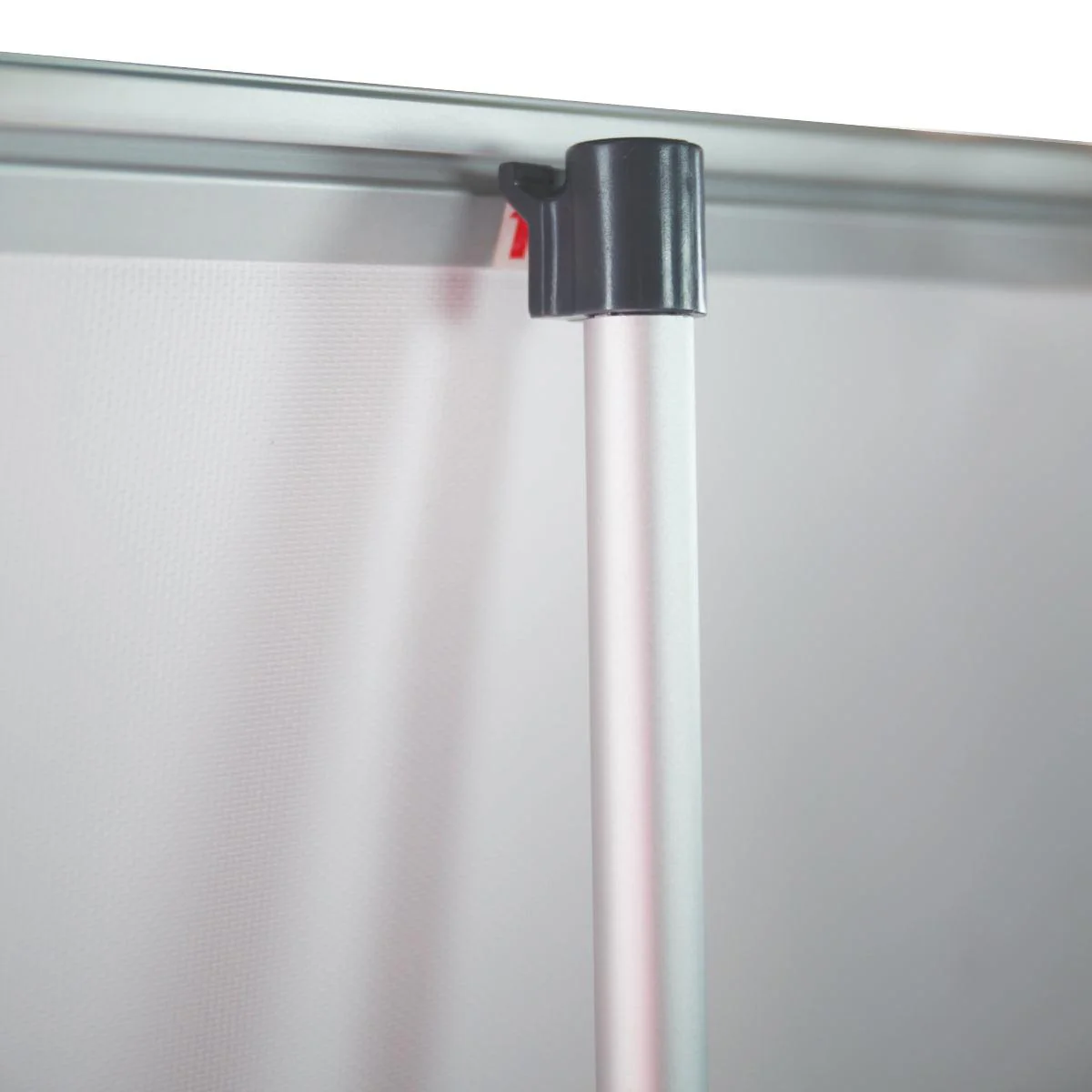 phoenix-mini-banner-stand-5