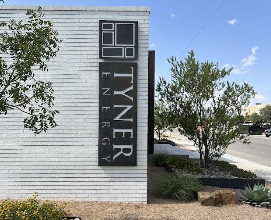 Flat Cut Metal (Aluminum / Cor-Ten Steel)